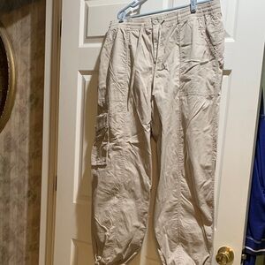 Woman’s Tan Cargo Pants